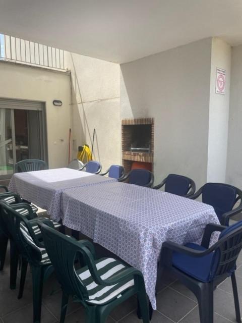 Chalet Adosado Entero, Bbq Y Piscina Comunitaria Sabiñánigo المظهر الخارجي الصورة