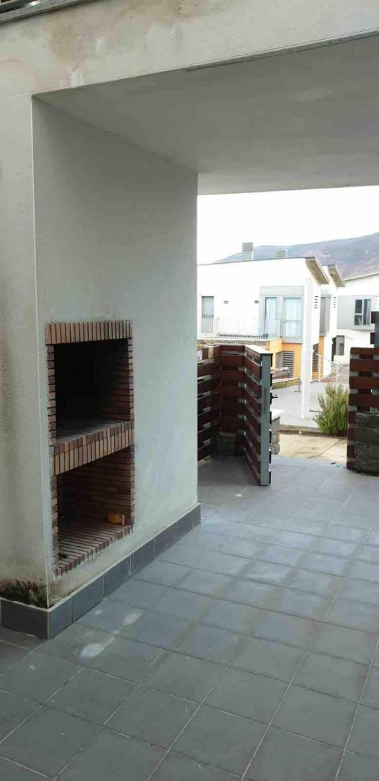 Chalet Adosado Entero, Bbq Y Piscina Comunitaria Sabiñánigo المظهر الخارجي الصورة